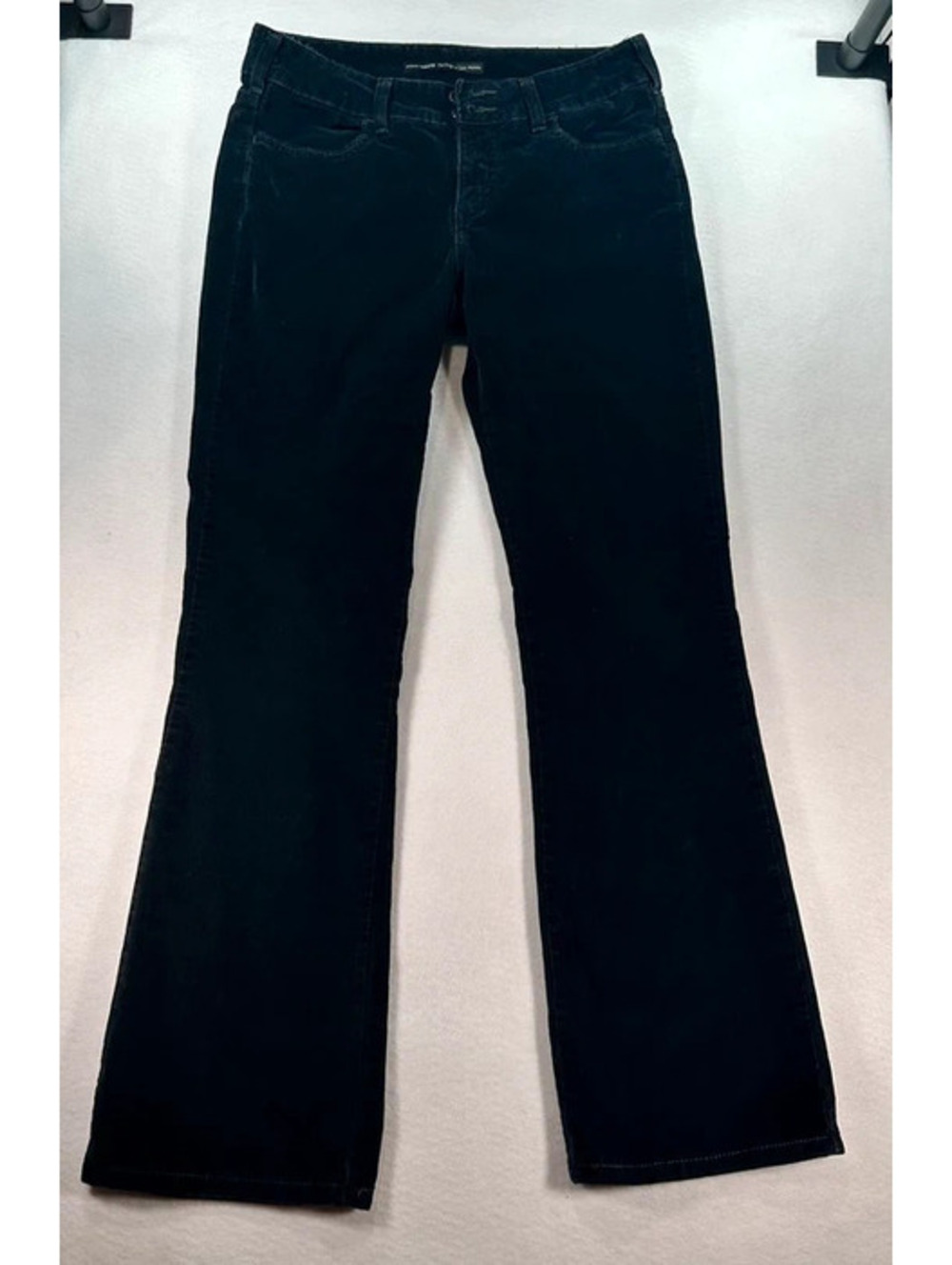 Levi’s Women’s Black Corduroy Bootcut Flare Pants – Size 6 – Y2K H00133